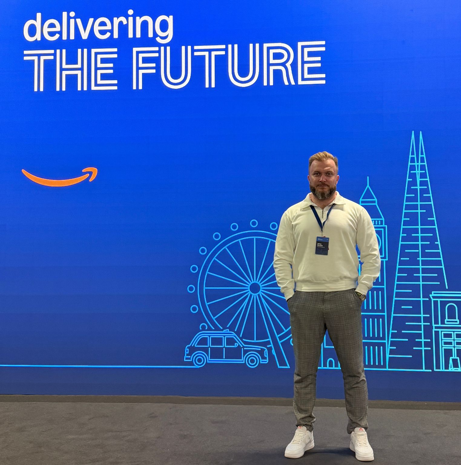 Londyn. Amazon. Delivering The Future.